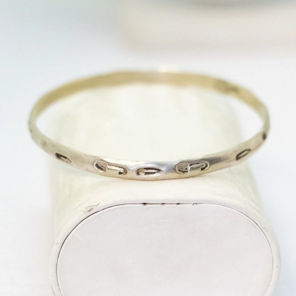 7 inch, Vintage Sterling Silver Symbolic Bangle by Mexico - V26 - Picture 1 of 4